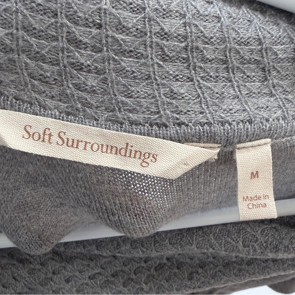 Soft Surroundings Women's Gray Knitted Monochrome Sweater Size M - Picture 3 of 9